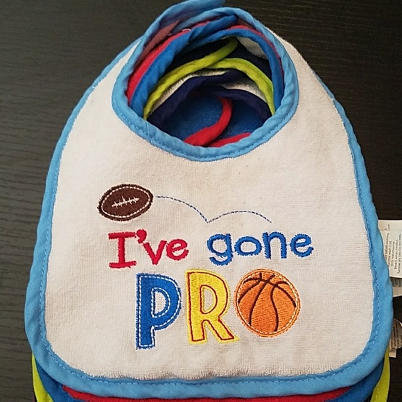 Baby boy bibs - Picture 2 of 6